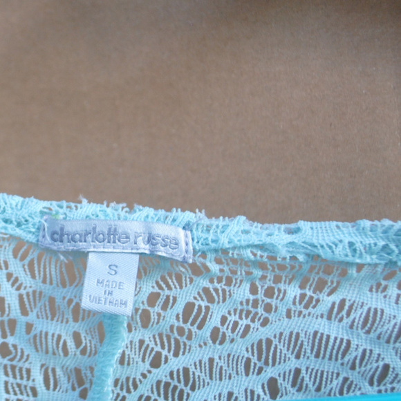 Charlotte Ruse blue crop top Small - Picture 3 of 4